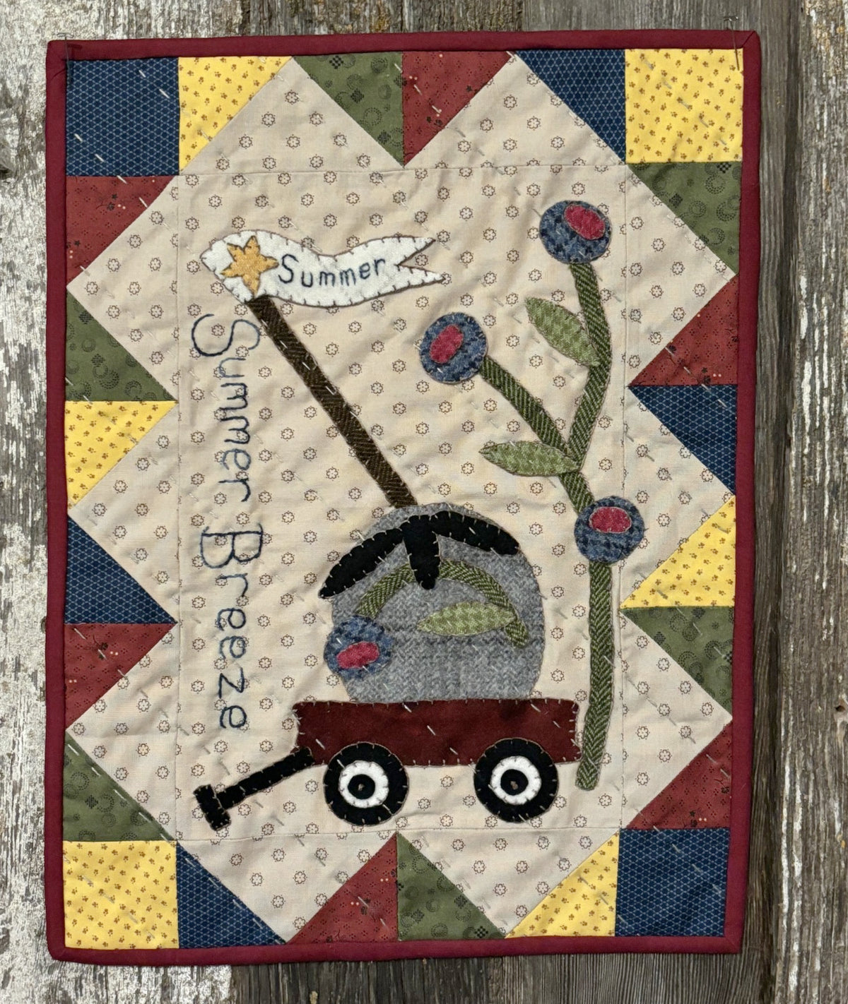 Snugg-let Summer Breeze - Mini Wool Applique Pattern