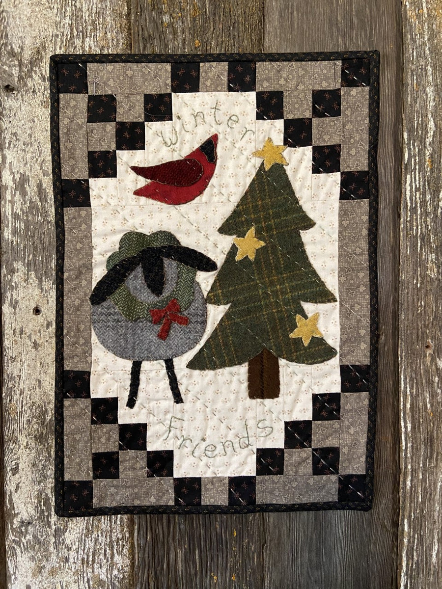 Applique' winter quilt pattern for a warm and fun winter - Pieced Brain