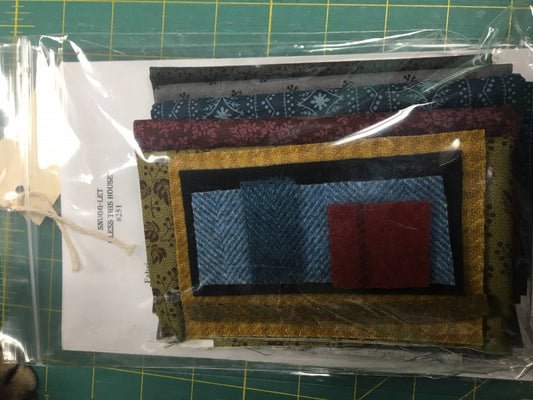 mini wool applique pattern full fabric and wool kit