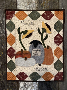Snugg-let Pumpkin Patch - Mini Wool Applique Pattern PDF