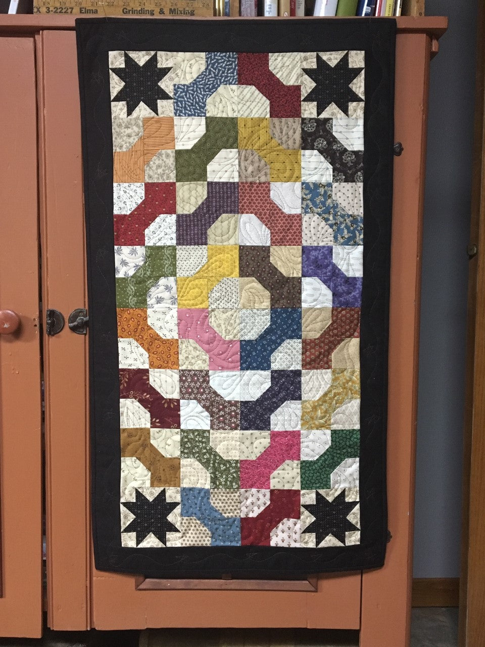 Scrappy table runner quilt pattern