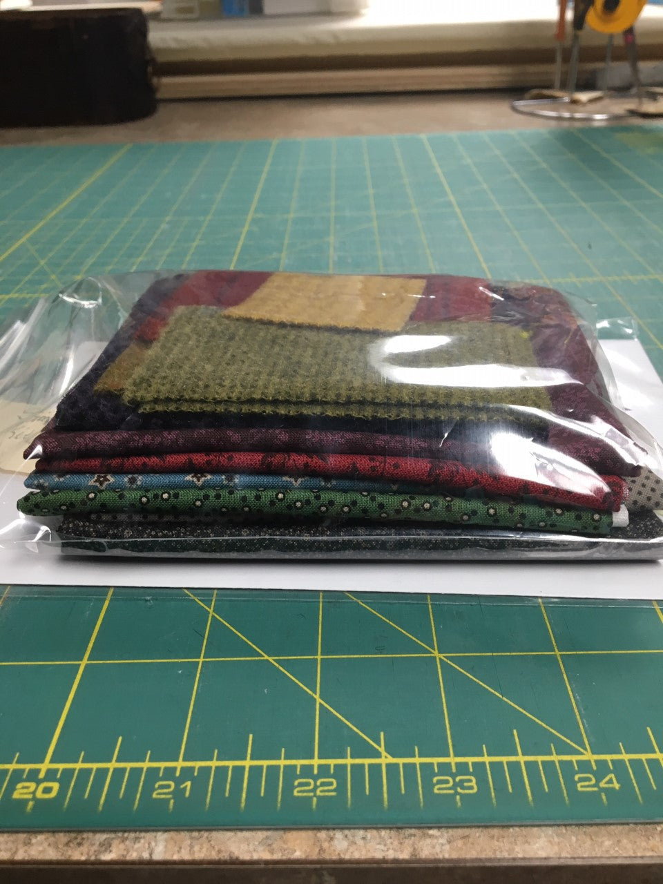 mini wool applique pattern full fabric and wool kit